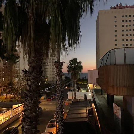 Eski Lara Merkezde Deniz Manzarali Daire Apartment *
