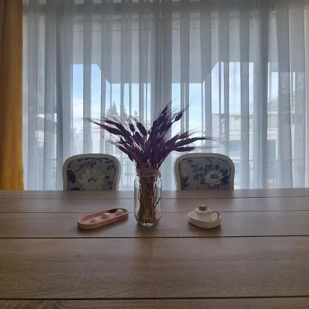 아파트 Eski Lara Merkezde Deniz Manzarali Daire